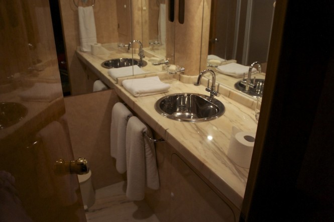 Lady Tatiana of London Superyacht - Bathroom