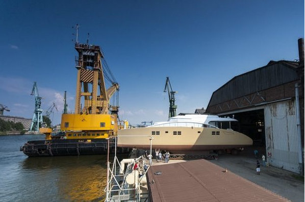 Launch of the Sunreef 82 Double Deck superyacht Houbara