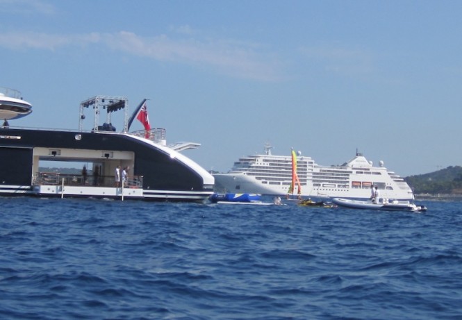 Serene superyacht - water toys