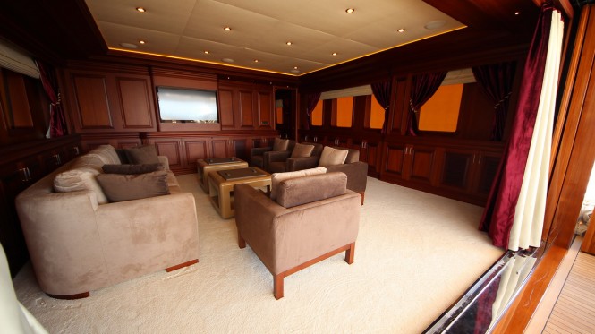 49m motor yacht M&M - Saloon