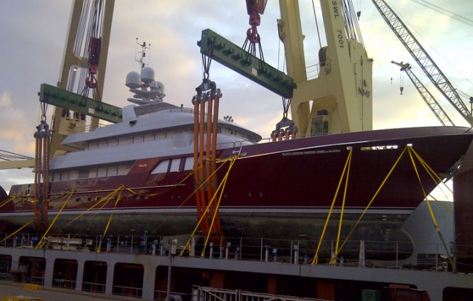 Luxury motor yacht MAZU by Cheoy Lee 