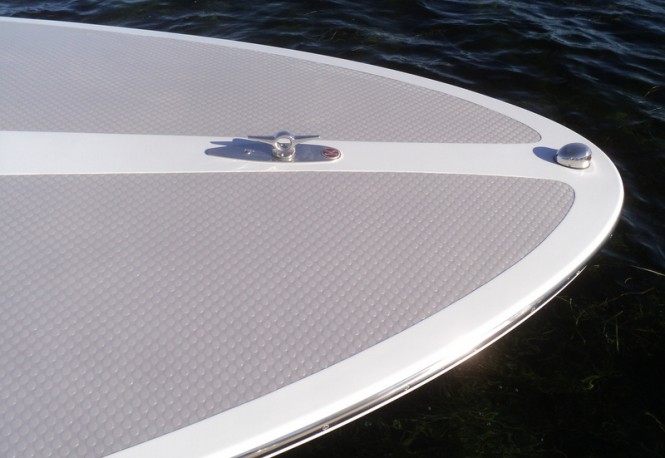 SportRunner 25 yacht by Kazulin Boats - Deck