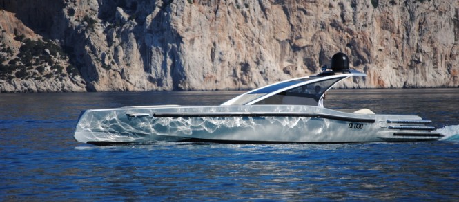 Stunning Collider yacht