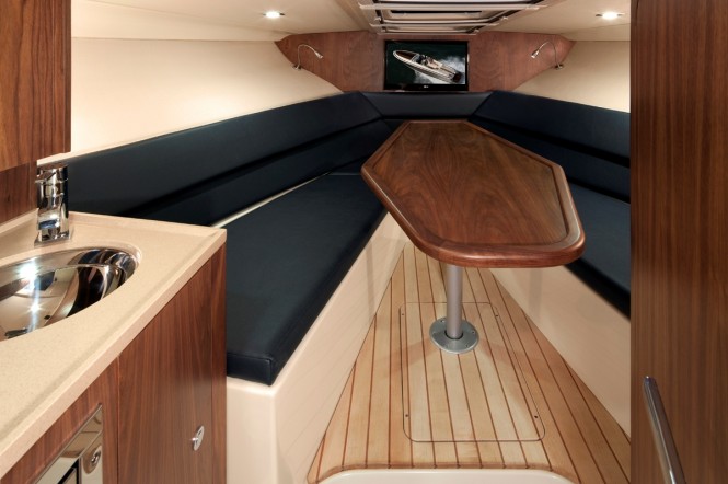 Corsair 32 yacht - Interior