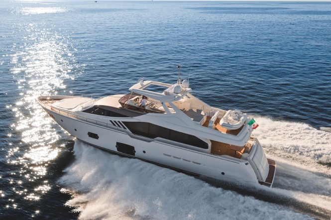 Ferretti 870 Superyacht