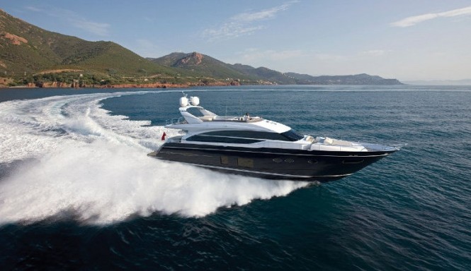 Motor yacht Princess 82 - Running