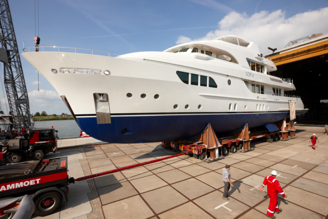 YN194 superyacht SOFIA launched by Moonen