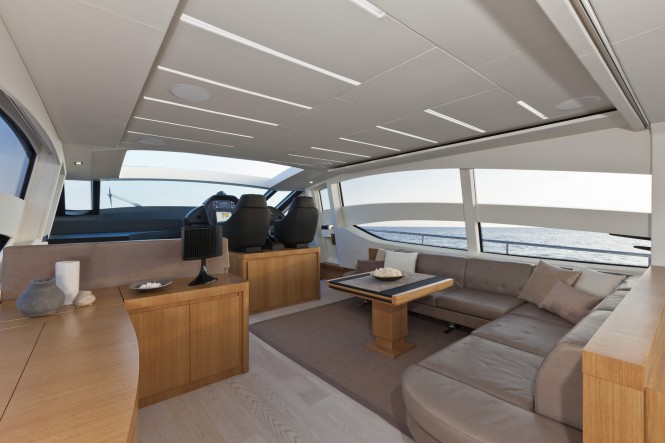 P74 Yacht - Salon