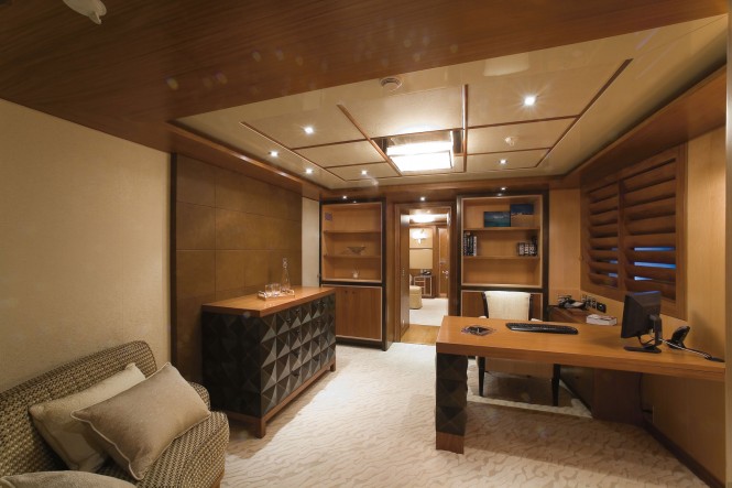 Princess Iolanthe superyacht - Photo courtesy of Mondo Marine