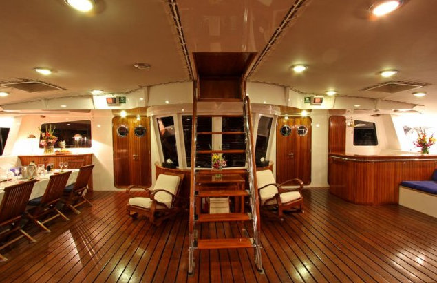 138ft catamaran yacht Douce France - Interior