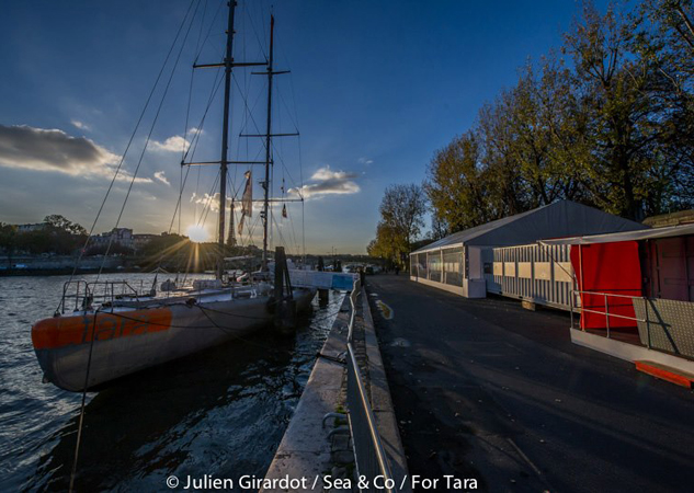 Expedition yacht Tiara anchored at the Pont Alexandre III in Paris