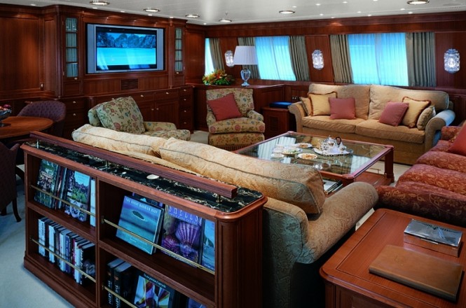 Felicita West yacht - Main Saloon