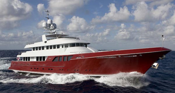 Luxury motor yacht Mazu 