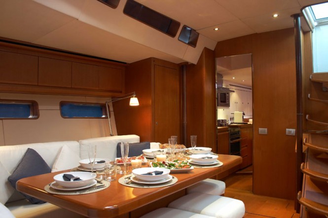 Sejaa superyacht - Dining