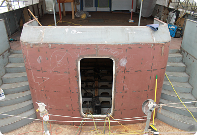 Rybovich working on the Mysorah superyacht's aft deck modification