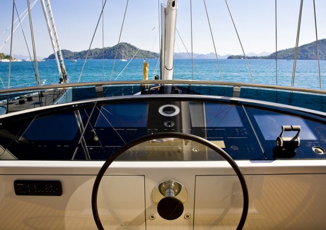 60 Years Yacht - Flybridge - Dashboard