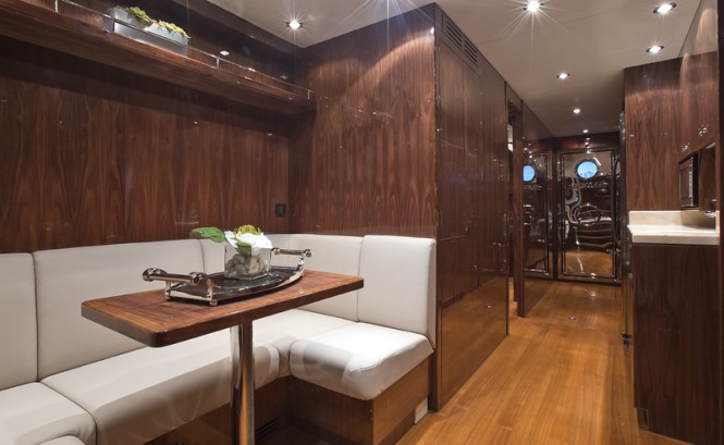 Gigi II superyacht - Crew Mess