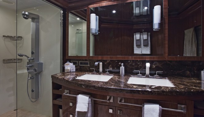 Gigi II superyacht - VIP Bathroom