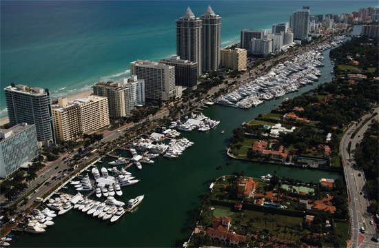 Miami International Boat Show