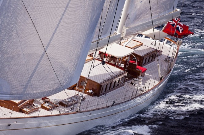 Yacht Kamaxitha - Photo by Cory Silken