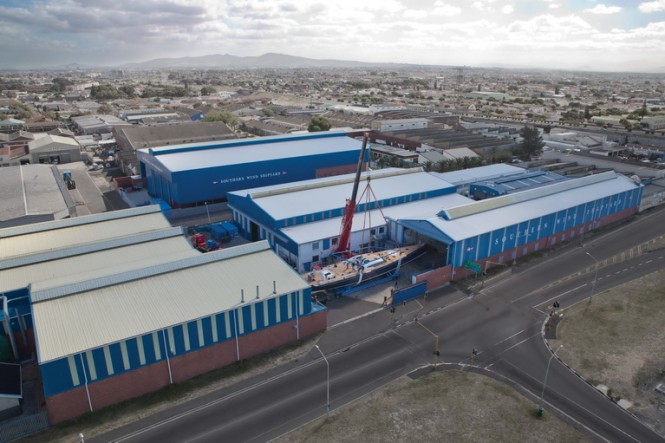 SW 102 Yacht Hevea leaving the Southern Wind yard