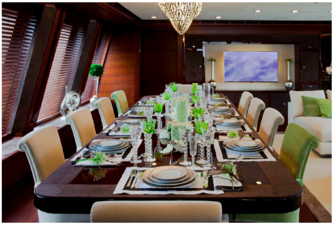 J'Ade yacht by CRN - Dining table