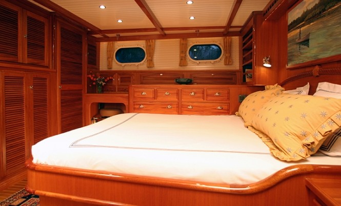 Acadia Yacht - Cabin Photo by Billy Black