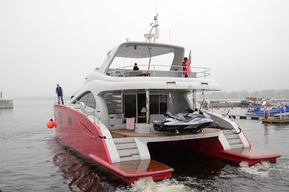 Latest 60 Sunreef Power LILU-YACHT
