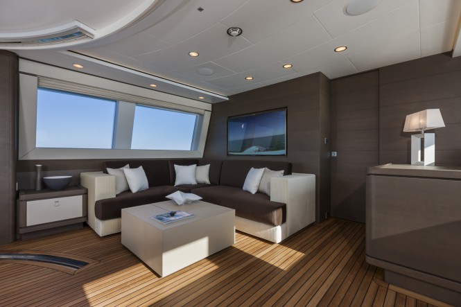 Luxury yacht Navetta 33 No. 12 - Saloon