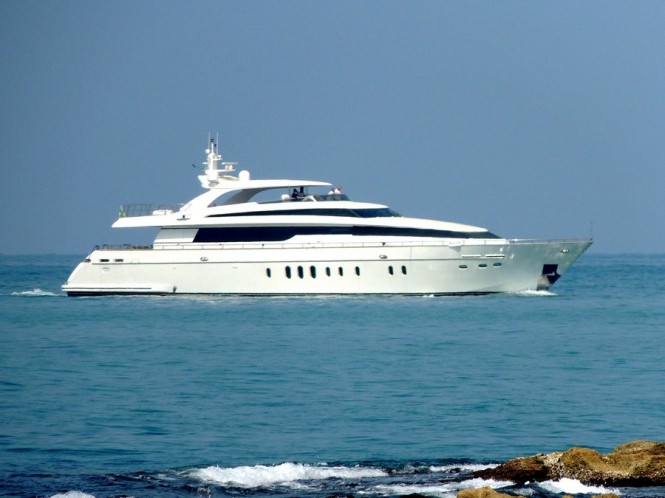 Sanlorezo yacht near Viareggio - Photo by Roberto Malfatti