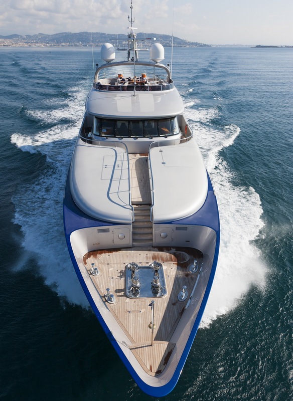 Vicem superyacht Vulcan - Bow