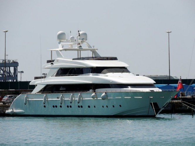 Yacht TALAL - Photo by Roberto Malfatti