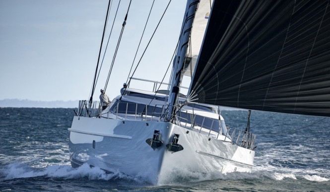 Luxury yacht Encore - front view