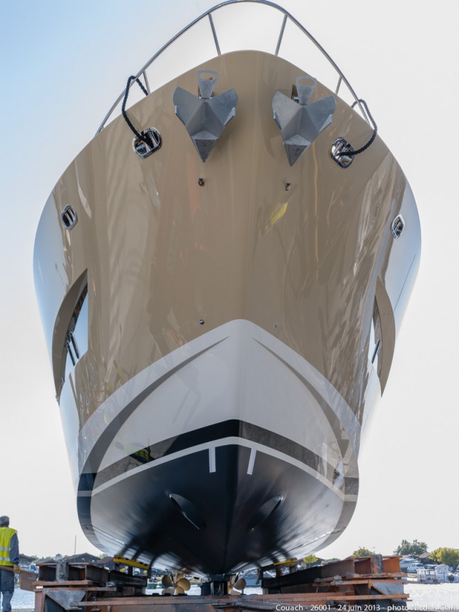 26m motor yacht 2600 FLY