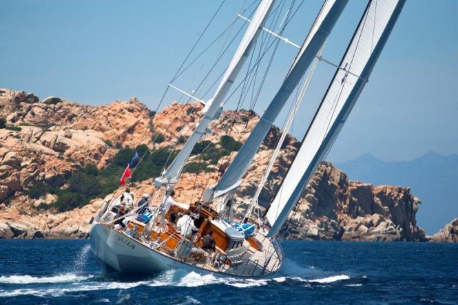 91ft superyacht Bequia designed by Stephens Waring