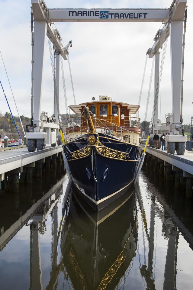 Atlantide Yacht back in the water