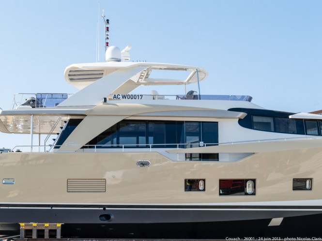 Couach superyacht 2600 FLY
