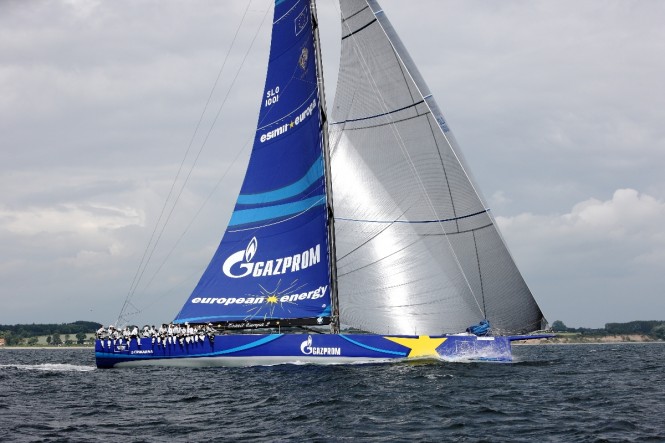 Endeavour Quay hosting Esimit Europa 2 Yacht