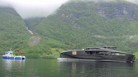 First Palmer Johnson SuperSport series Yacht