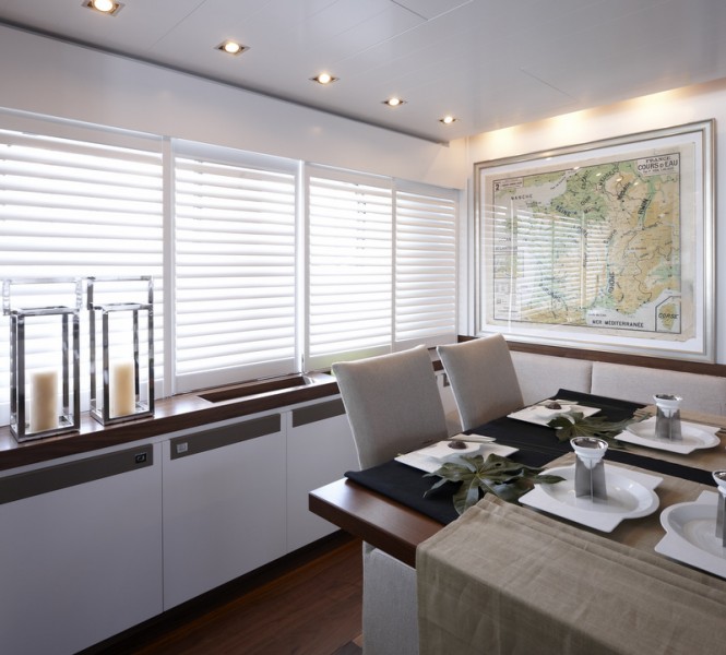 Livia Yacht - Dining