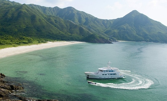 Luxury motor yacht Relentless - upview Photo by N. Rabinowitz