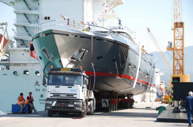 Luxury yacht AB 140 - front view