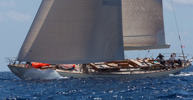 Luxury yacht Heartbeat - Photo credit to www.clairematches.com