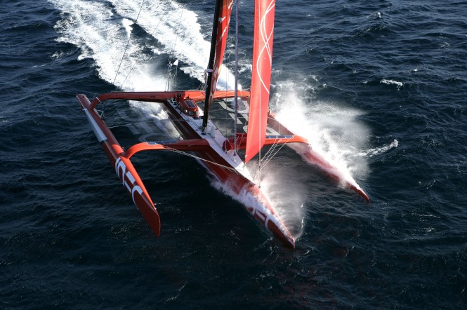 Maxi-trimaran yacht IDEC at full speed © JM Liot / DPPI/ IDEC 