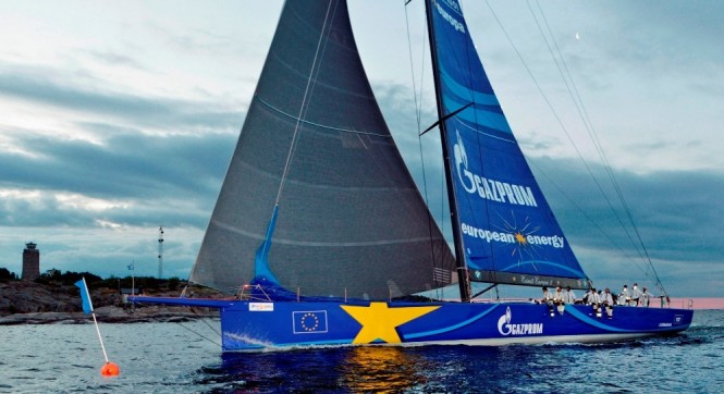 Esimit Europa 2 yacht taking line honours in Sandhamn © Oskar Kihlborg 2013