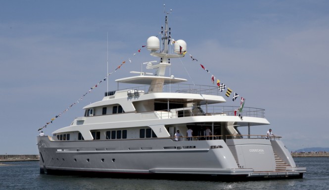 Codecasa 42 Vintage Yacht Hull F75 - aft view