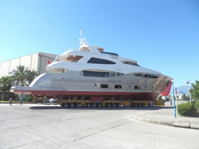 Julem I Yacht - side view
