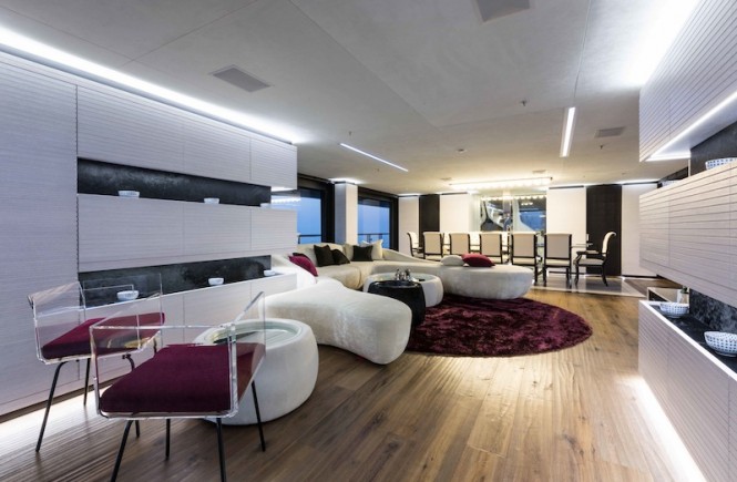 Luxury superyacht Ocean Paradise - Main Saloon