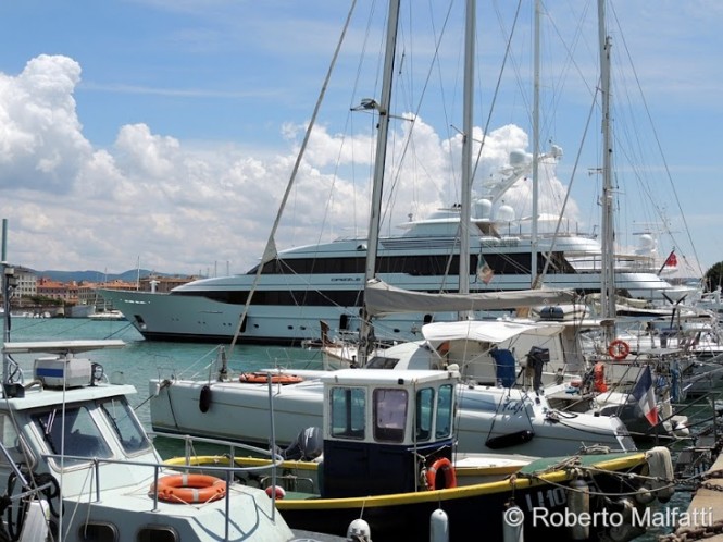 Luxury yacht Drizzle in Livorno