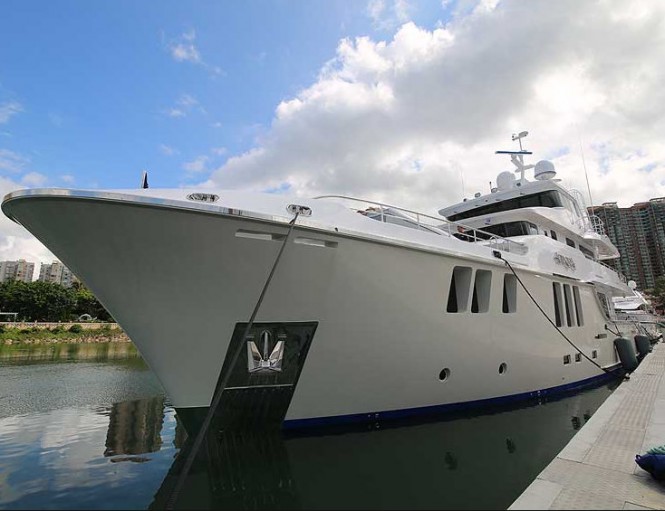 N120 Yacht Aurora in Hong Kong 